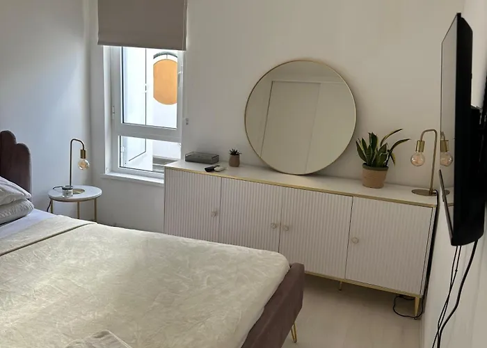 Vilamoura Modern House *