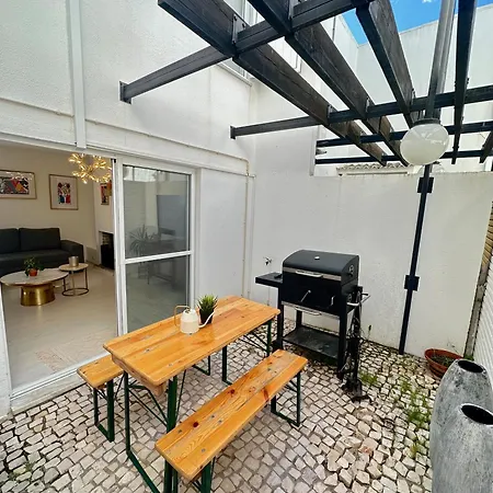 Vilamoura Modern House 奎特里拉