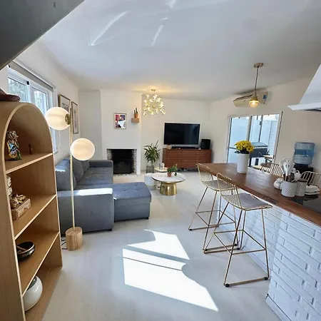 Vilamoura Modern House クアルテイラ